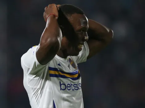 Alarma en Boca: Advíncula pidió el cambio en Perú, terminó con molestias y es duda para el Mundial de Clubes