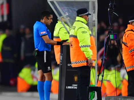 Por qué Conmebol no publicó los audios del VAR de Vélez vs. Racing y River vs. Palmeiras