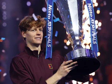 Sinner triunfó en sets corridos ante Alcaraz y conquistó el ATP Finals