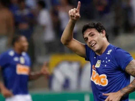 Diretor do Cruzeiro atualiza interesse em Régis e Ricardo Goulart