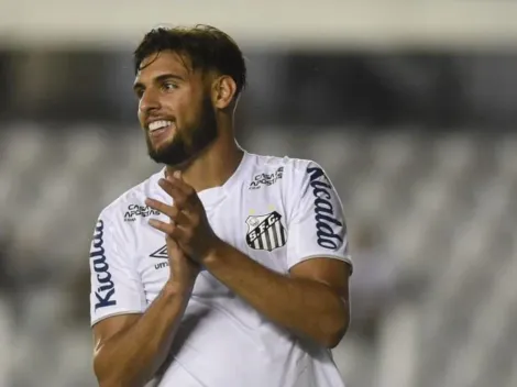 Santos mira em reforços e encaminha futuro de Yuri Alberto