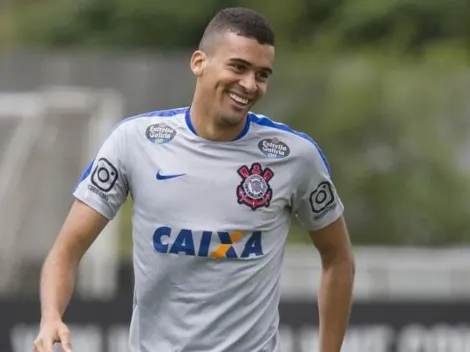 Léo Santos e medalhão podem deixar o Corinthians