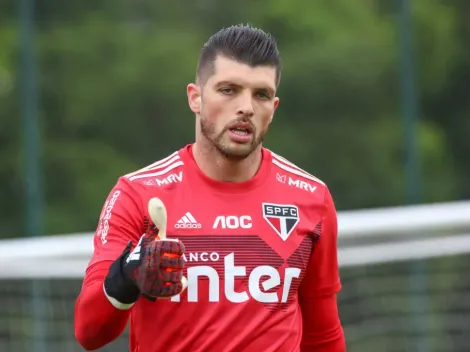 Volpi revela motivo de não cobrar faltas no São Paulo