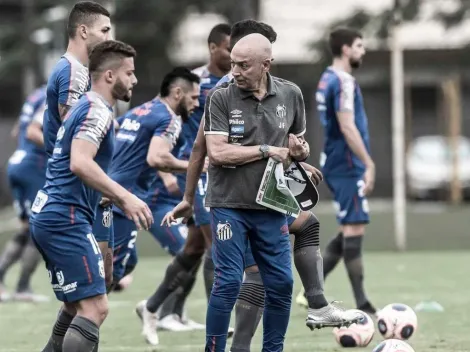 Meia-atacante quer permanecer no Santos e aguarda chance com Jesualdo