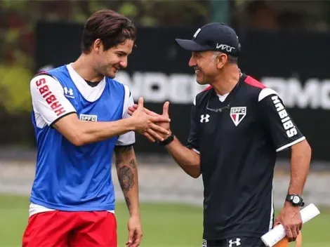 Osorio endereça possível retorno ao Brasil e se rende ao futebol de Pato