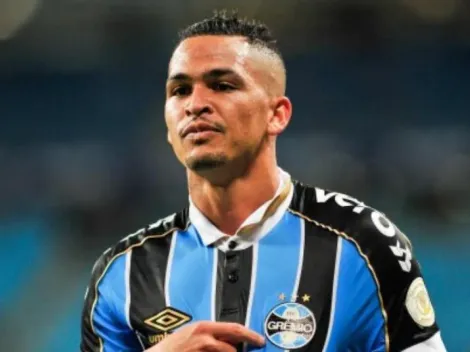 Promessa pode tomar vaga de Luciano no ataque do Grêmio