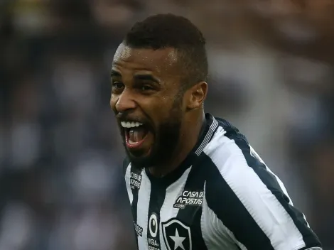 Venda de Alex Santana "ajuda" na chegada de Forster ao Botafogo