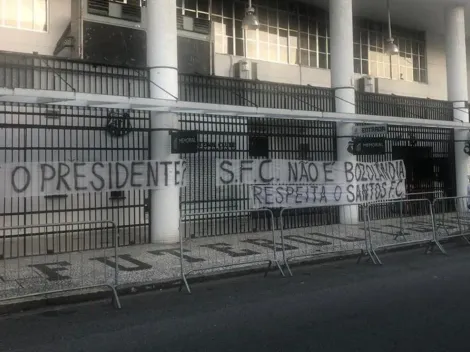 Peres "apela" após protestos da torcida do Santos
