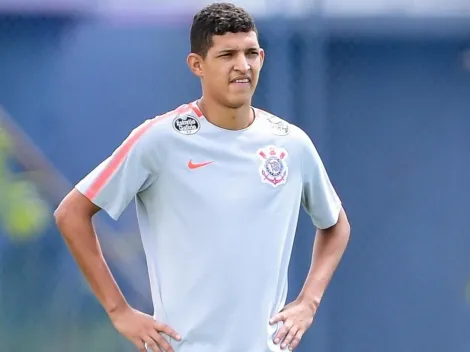 Corinthians toma decisão envolvendo futuro de Matheus Matias