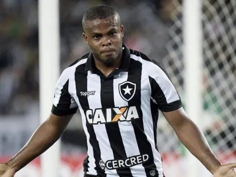 Ex-Botafogo, Vinícius Tanque culpa diretoria após saída conturbada