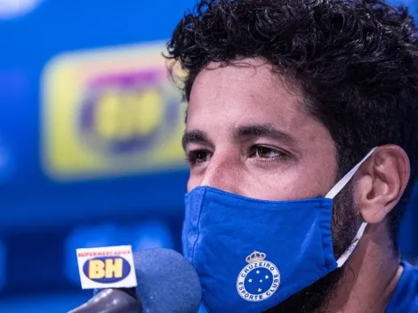 Léo elege 3 atletas do Cruzeiro que podem jogar na Europa