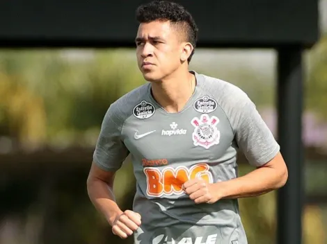 Cantillo e mais 5 buscam ganhar espaço no Corinthians