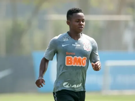 Cláusula contratual pode tirar Cazares e outros títulares do duelo contra o Atlético