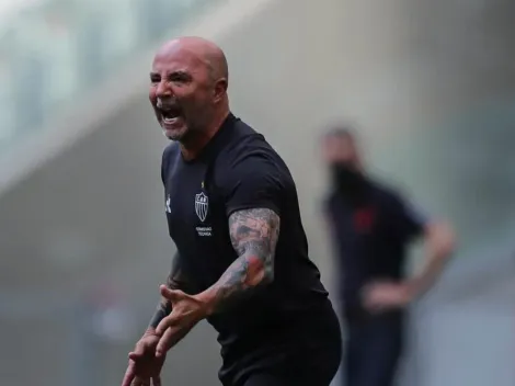 Sampaoli fica empolgado com medalhão no Atlético