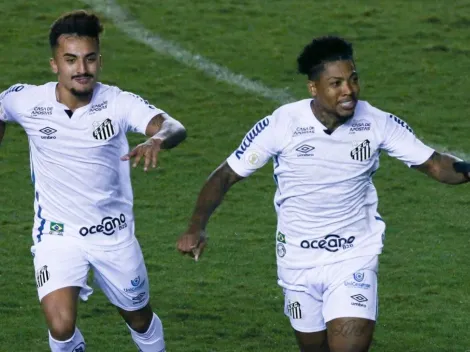 Às vésperas da Libertadores, jogadores do Santos quebram protocolo contra a Covid-19