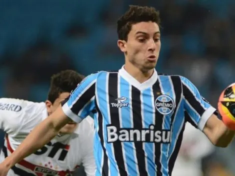 Alex Telles abre o jogo e dá prioridade ao Grêmio em retorno ao Brasil
