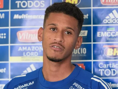 Adriano 'esquece' de má temporada do Cruzeiro e exalta Célio Lúcio