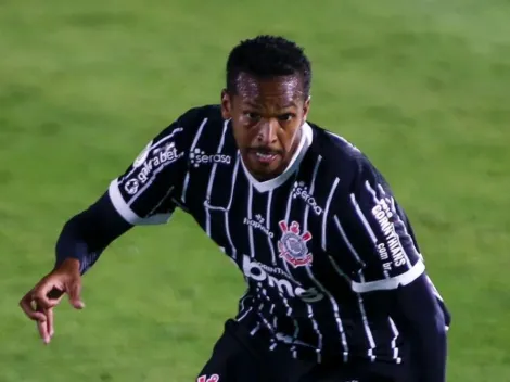 Jô não convence e Corinthians prepara investida por atacante do Botafogo