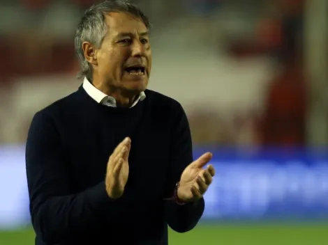 Com post divertido, Santos anuncia Ariel Holan como o novo técnico do clube; Contrato do treinador argentino é válido por três anos