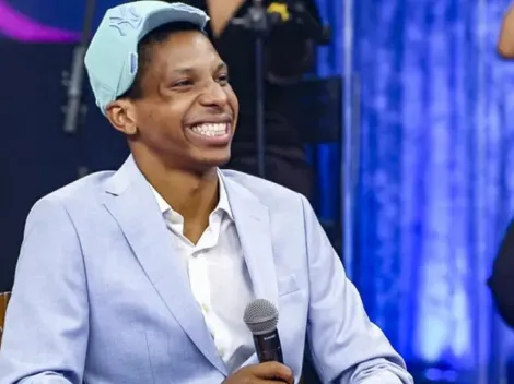 Ex-BBB, Lucas Penteado participa de campanha do pré-lançamento da nova camisa do São Paulo; Internautas reagem: 'Uma das melhores ações de marketing que já vi'