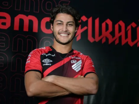 Athletico surpreende e anuncia contratação de Marcinho, ex-Botafogo