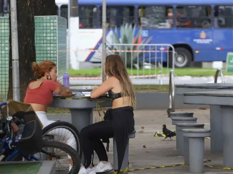 Covid-19: Feriadão começa em São Paulo com número recorde de mortes e confusão no litoral