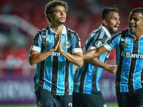 Grêmio afasta Victor Ferraz com sintomas de Covid