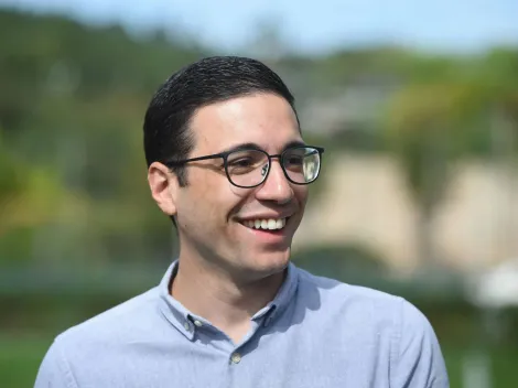 Diretoria do Vasco age rápido e renova contrato de defensor