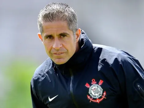 Sylvinho deixa Portugal e deve chegar nas vésperas da estreia pelo Corinthians
