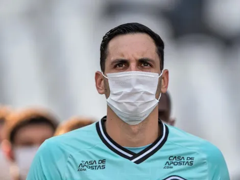 Lesão de Gatito “pesa” em futuro do goleiro no Botafogo