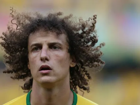 Torcida do Fla ‘esquece’ David Luiz e faz campanha por defensor ex-Corinthians