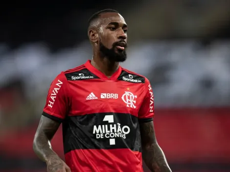 Meia ex-Flamengo se declara ao clube