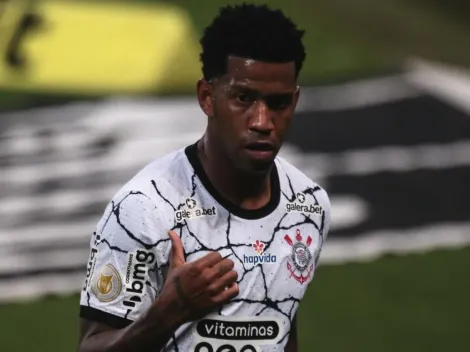 Gil fica irritado com repercussão em lance com Gabigol