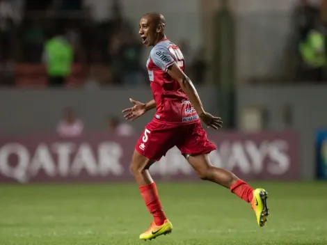 Athletico antecipa situação de Richard e avança por Pablo Siles; veja detalhes