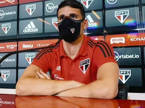 Calleri dá invertida em repórter por salário no São Paulo: "Me preocupa o que? Dinheiro é secundário para mim"