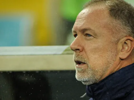 Pressão em Sylvinho faz Roberto de Andrade externar sobre Mano no Corinthians; veja detalhes