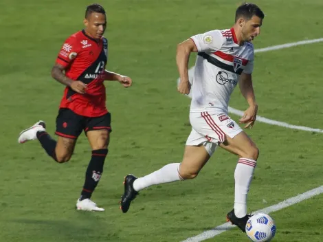 São Paulo: Crespo deve ir com Calleri e formação com 4 atacantes para cima do Santos