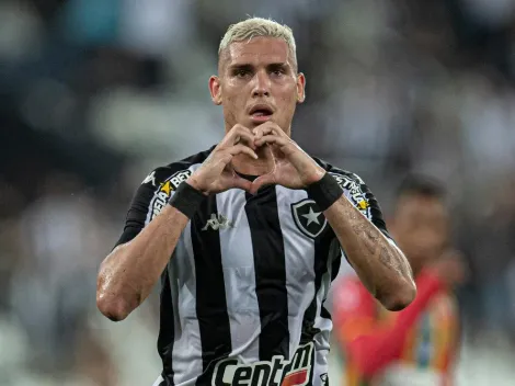 No comando do Botafogo, Enderson testa elenco e repetiu time apenas duas vezes
