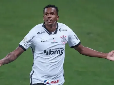 Jô com nova função no Corinthians? Atacante registra marca surpreendente