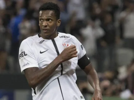 Jô não agrada Sylvinho e Duílio promete um novo centroavante para o Corinthians em 2022: