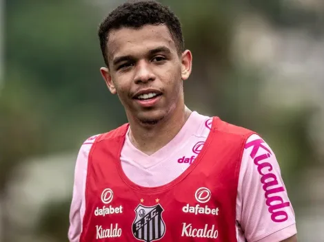 Sandry volta a ser relacionado no Santos