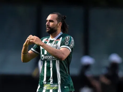 Léo Gamalho mira artilharias na temporada de 2021 e celebra bom ano