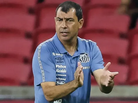 Carille se rende ao talento de campeão da Libertadores pelo Palmeiras