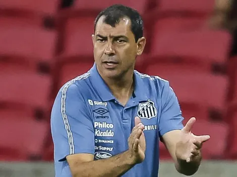 Carille não aprova e meio-campista não joga mais pelo Santos; CONFIRA