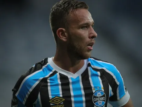 Arthur volta a ser assunto no Grêmio e R$ 35 milhões entram em cena