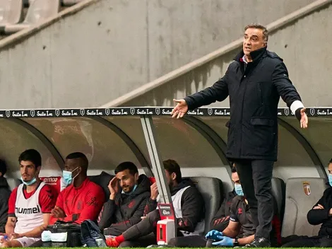 Galo sonda Carvalhal, mas impõe uma condição