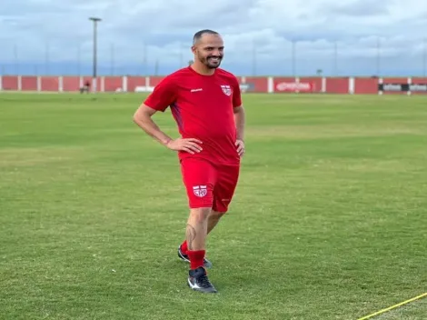 Anselmo Ramon intensifica treinos e traça meta para estrear com pé direito pelo CRB