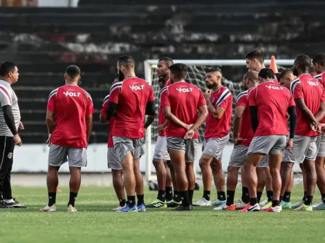 Leston Júnior aguarda posicionamento do DM para definir time titular do Santa Cruz na estreia do Pernambucano