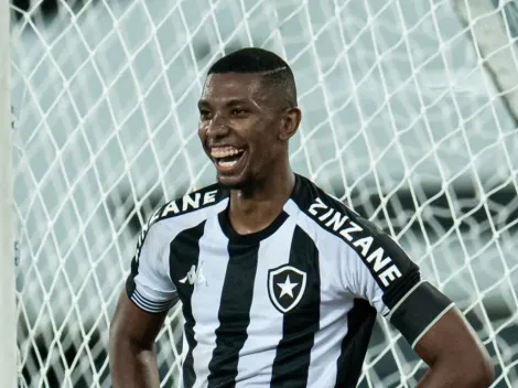 Botafogo sai atrás, mas gol de Kanu inicia reação para goleada: “Estamos em um processo”