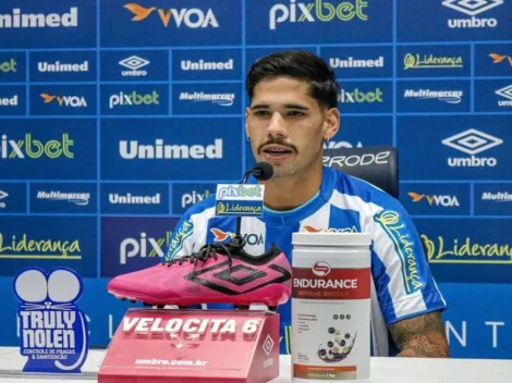 Ayrton Cougo avalia ritmo de jogo do futebol brasileiro e faz promessa aos torcedores do Avaí